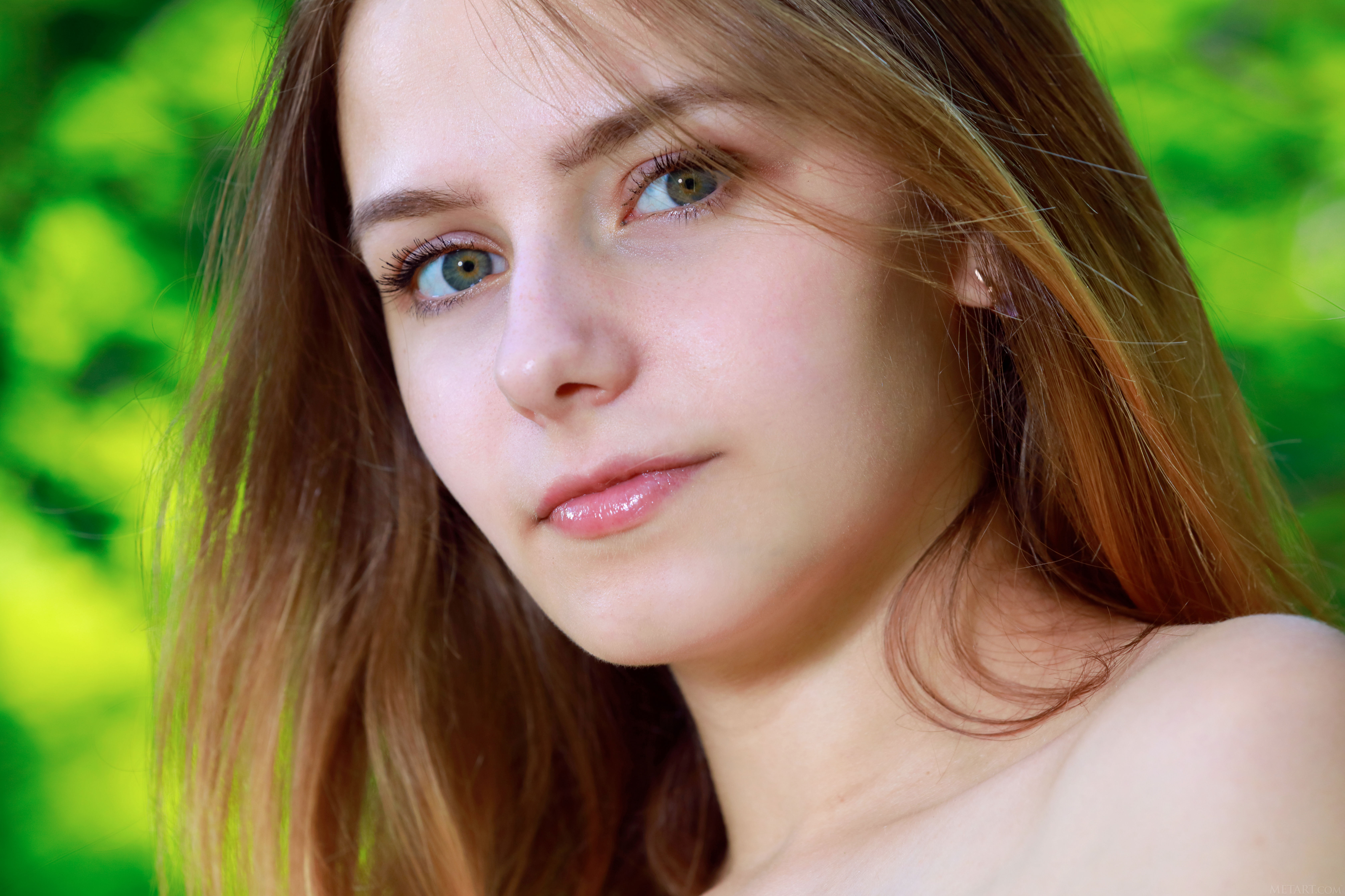 Фотошоу прелестной Dakota Pink - Toned