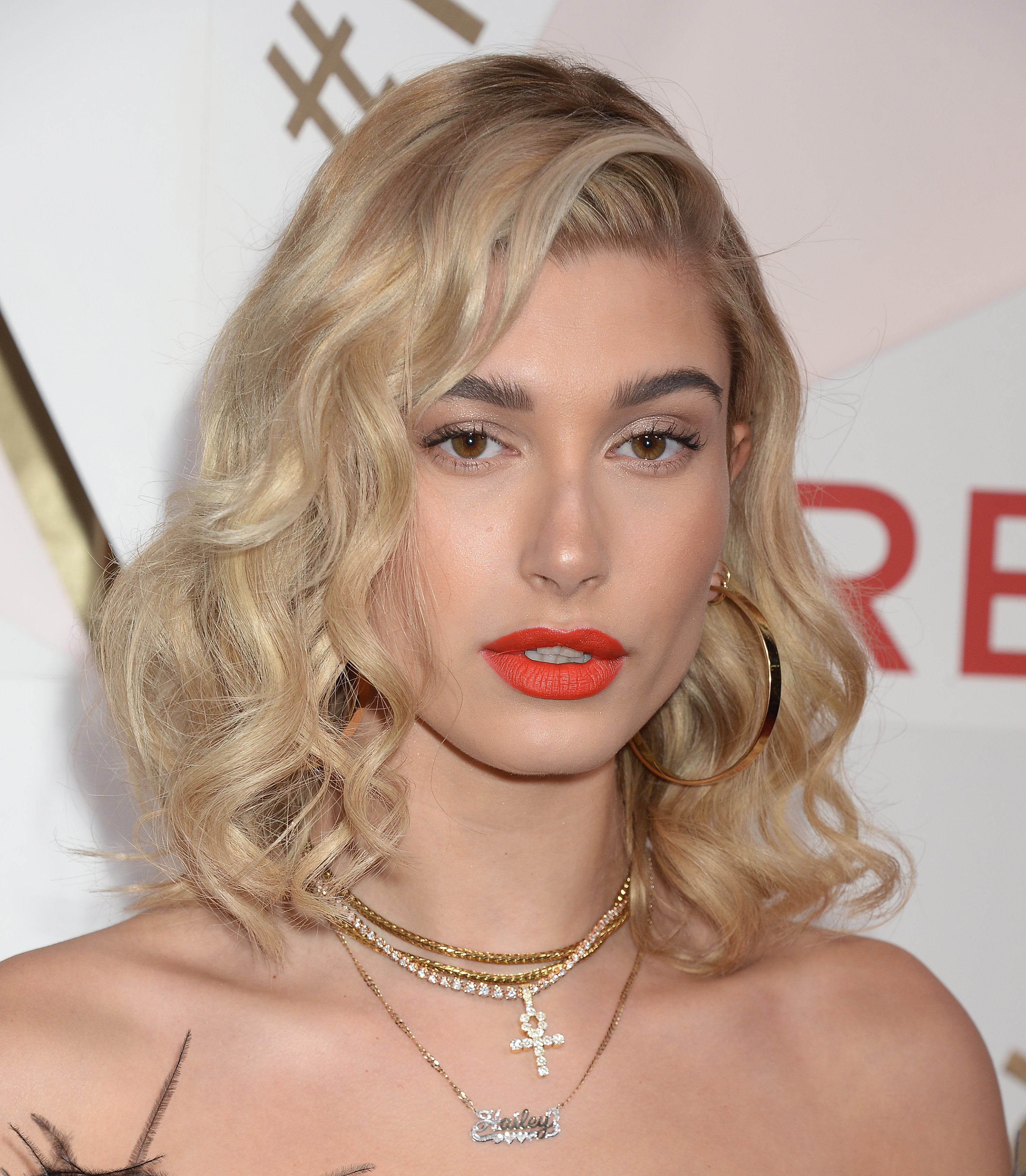 Sara hadid. Хейли Болдуин. Hailey Baldwin.