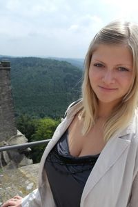 Amateur blonde teen showing her big tits on vacation pics (49 pics)-06w5sgbf2f.jpg