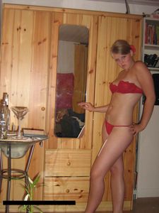 Hot Blonde German Teen Posing x55-z7ag2c80x5.jpg