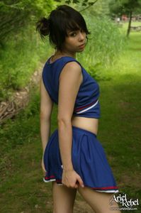 Ariel Rebel (49) 27co4fe1av