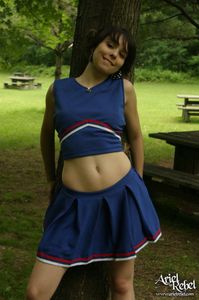 Ariel Rebel (49) k7co4f8en7